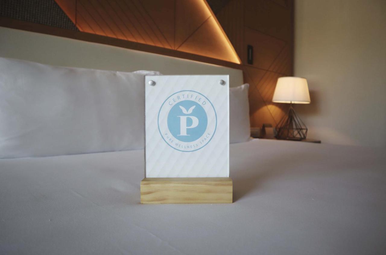 ヘブン リビエラ カンクン リゾート アンド スパ【大人専用・オールインクルーシブ】 Alfredo V. Bonfil エクステリア 写真 A sign in a hotel room